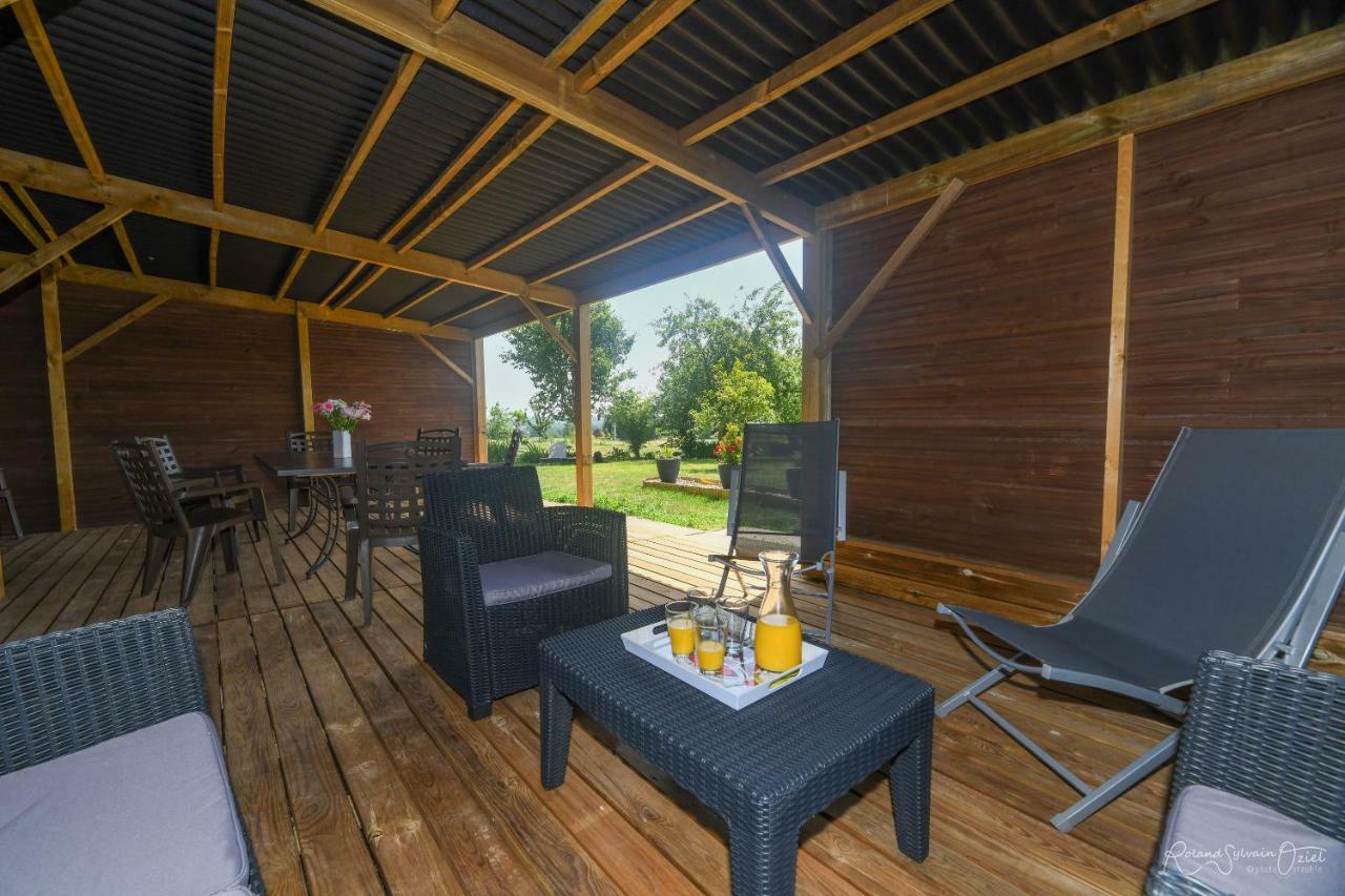Domaine De La Courillere Bed & Breakfast Le Boupere Bagian luar foto