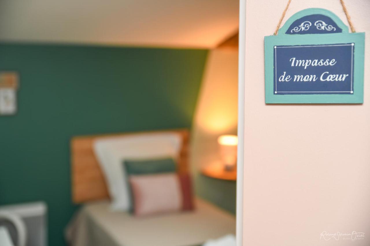 Domaine De La Courillere Bed & Breakfast Le Boupere Bagian luar foto