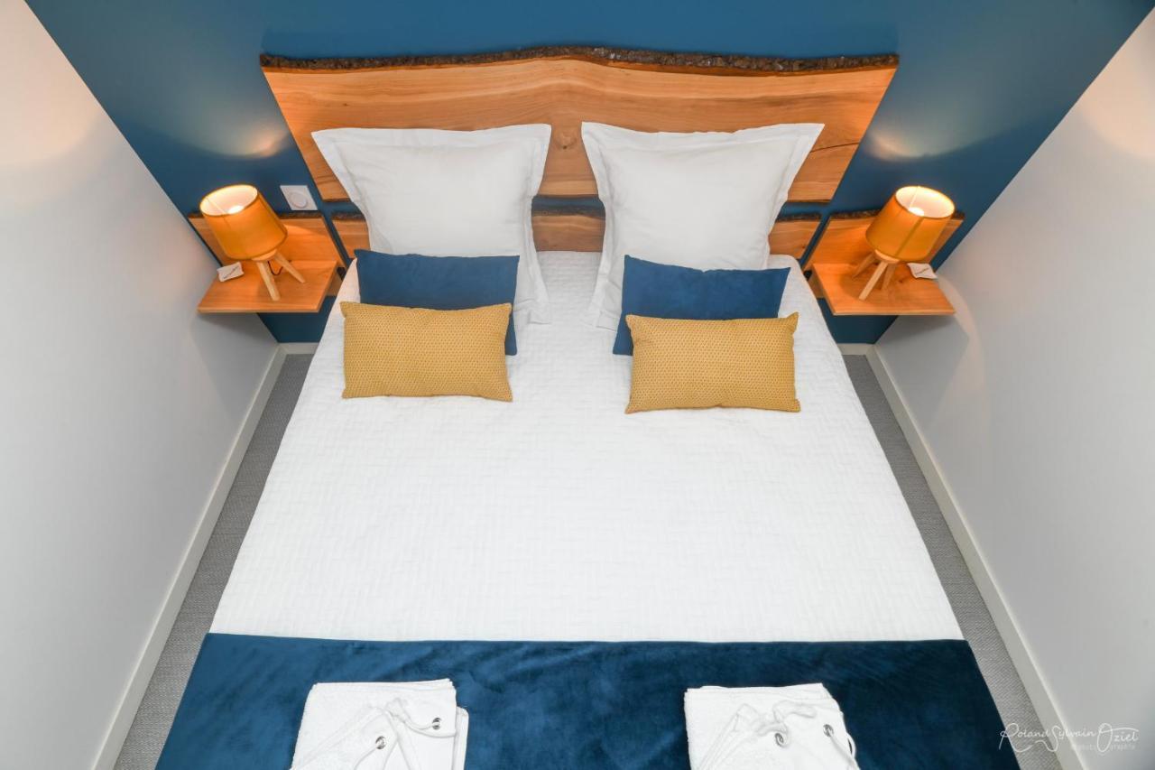 Domaine De La Courillere Bed & Breakfast Le Boupere Bagian luar foto